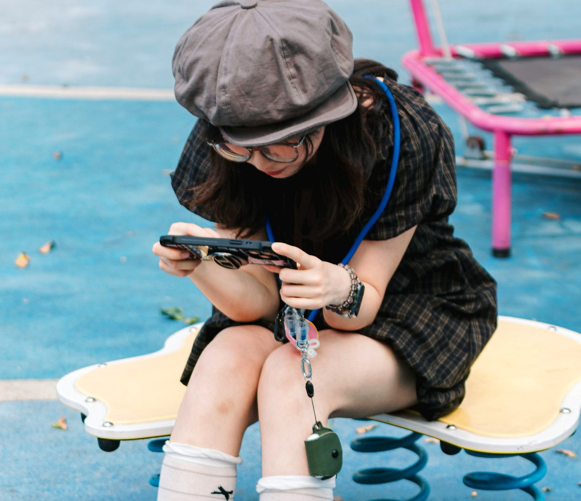 スマホストラップを使った使用シーン