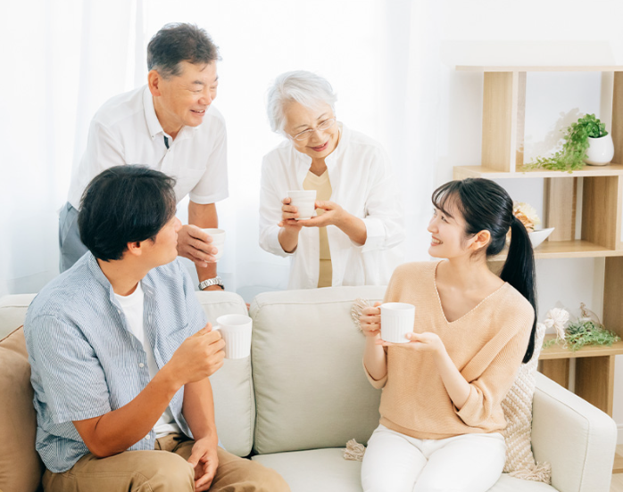 家族でデカフェコーヒーを
